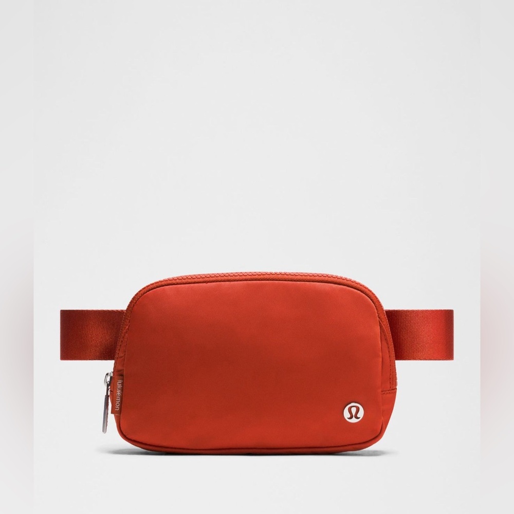 LULULEMON Everywhere Belt Bag/Autumn Rust